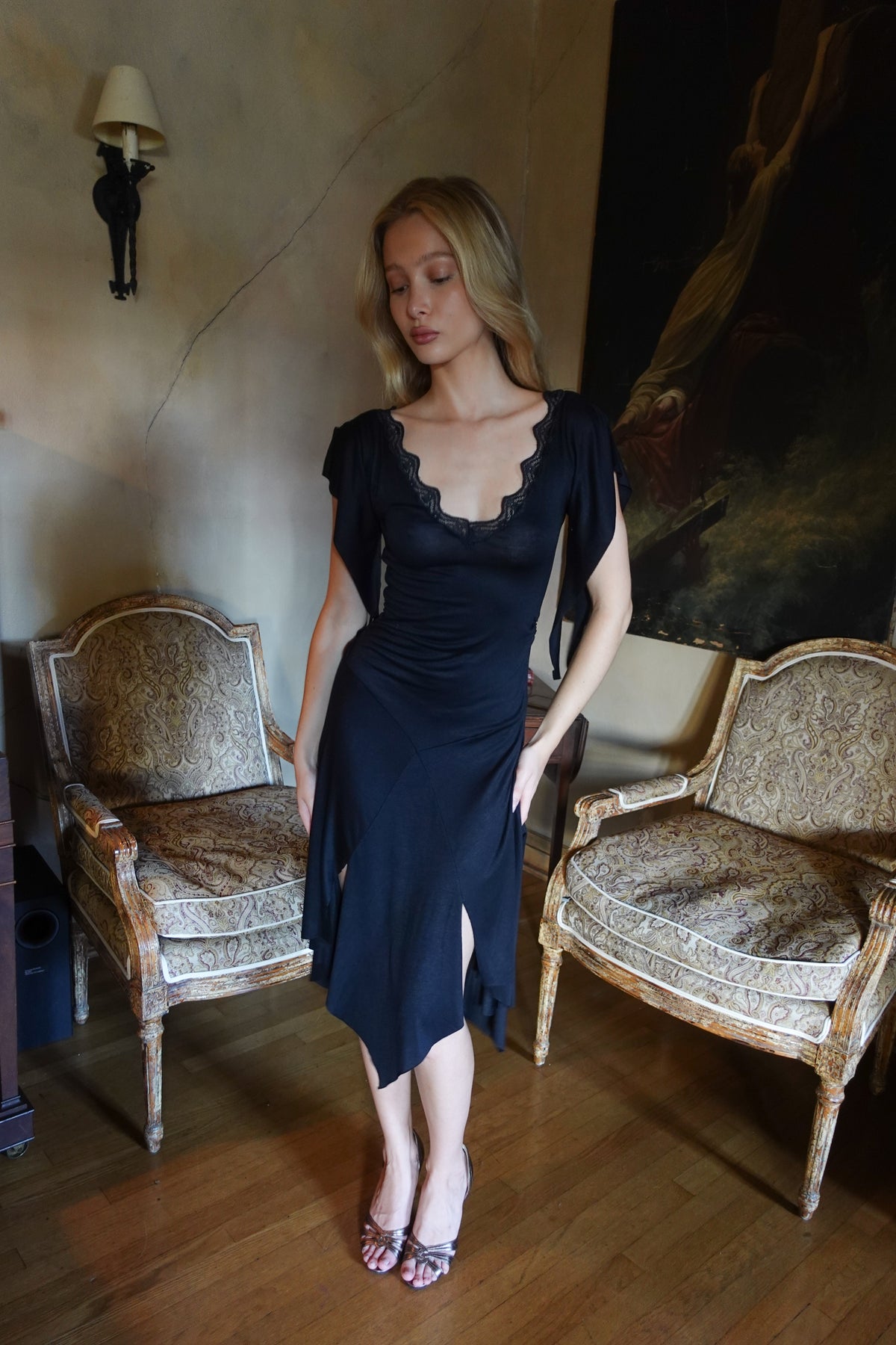 The Aurora Dress Black