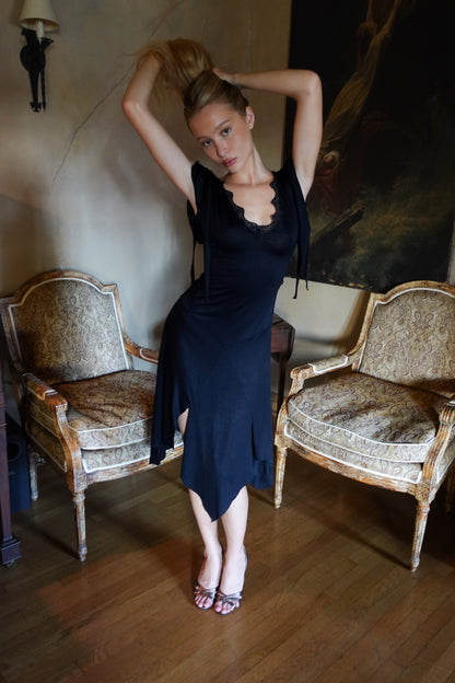 The Aurora Dress Black